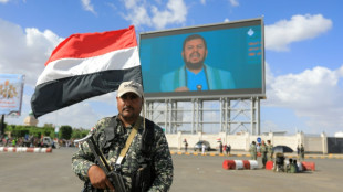 Huthis reportam oito mortos e 142 feridos em ataques de Israel na capital do Iêmen