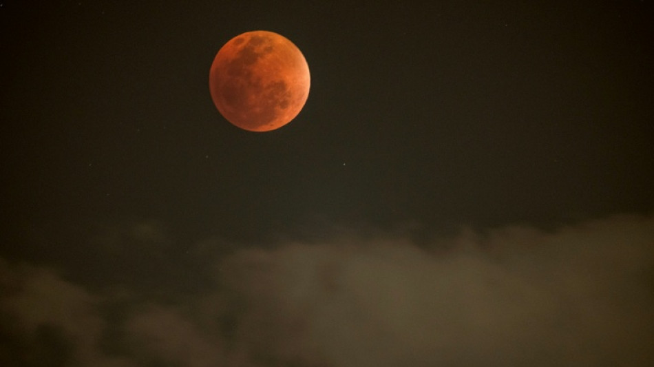 Une "Lune de sang" observée durant une éclipse totale de Lune