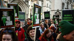 La fiscal&iacute;a brit&aacute;nica apela el retiro de cargos por terrorismo contra un rapero de Kneecap