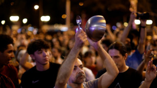 Topfkonzerte in Spanien vor Parlamentsabstimmung &uuml;ber Ma&szlig;nahmen gegen Wohnungskrise