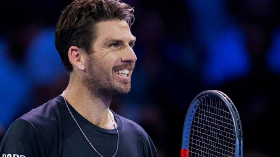 Los argentinos Etcheverry y Cer&uacute;ndolo avanzan en Viena