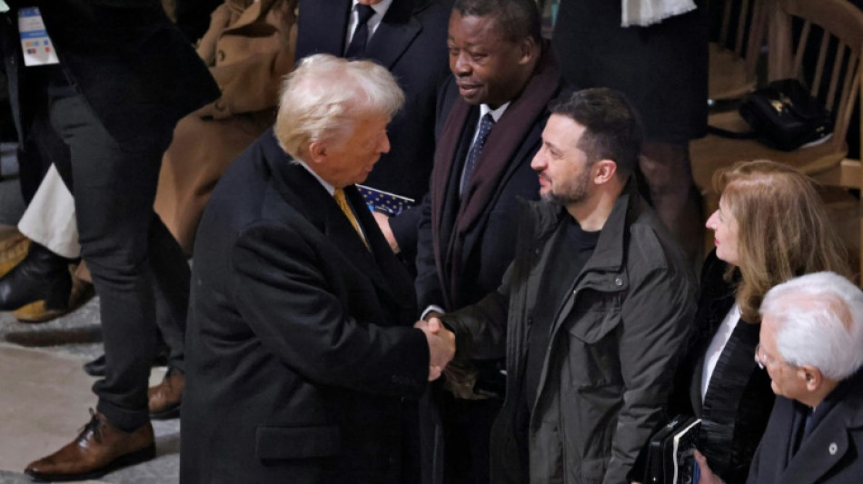 Ukraine: Zelensky dit vouloir une "paix durable" apr&egrave;s sa rencontre avec Trump