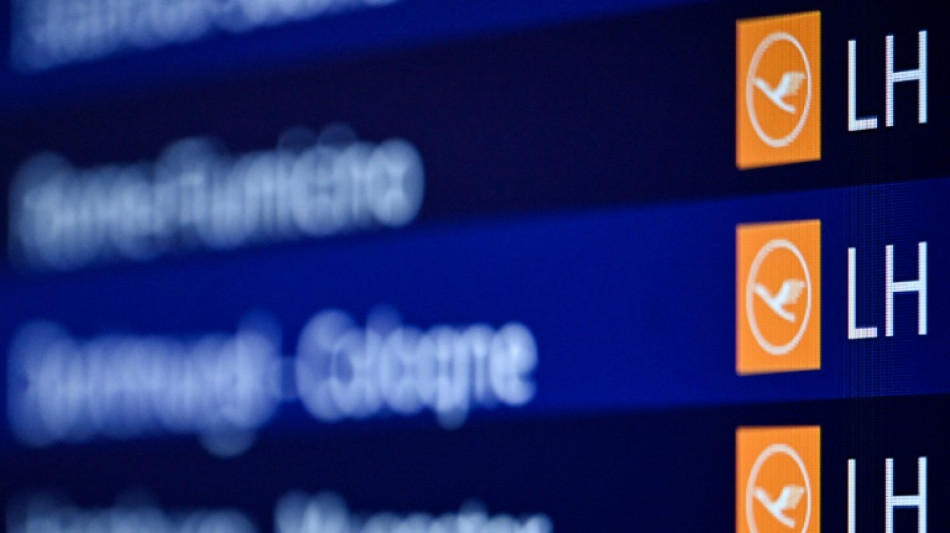 Gewerkschaft ruft f&uuml;r Samstag zu Streik bei Ferienflieger Lufthansa Discover auf