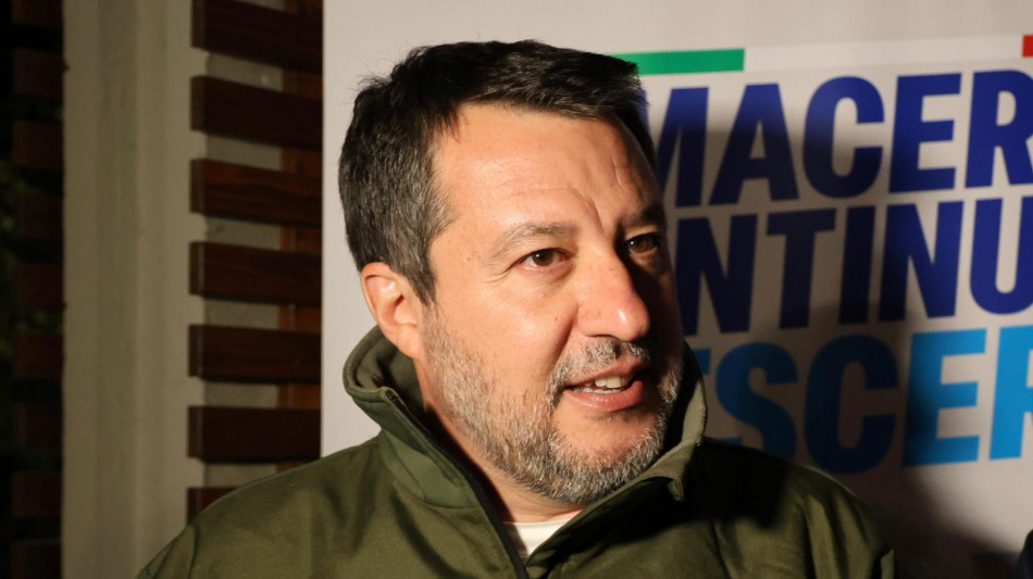 Lega, lavoriamo alla revoca del permesso di soggiorno per chi delinque