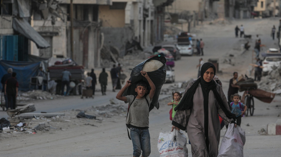 Media, scene disperate sulle strade verso il sud di Gaza