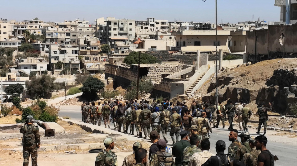 Siria, ribelli prendono il controllo della citt&agrave; di Daraa