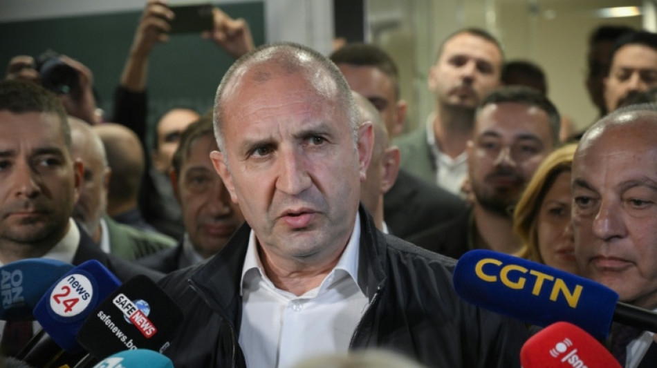 En Bulgarie, l'ex-pr&eacute;sident Roumen Radev remporte les l&eacute;gislatives