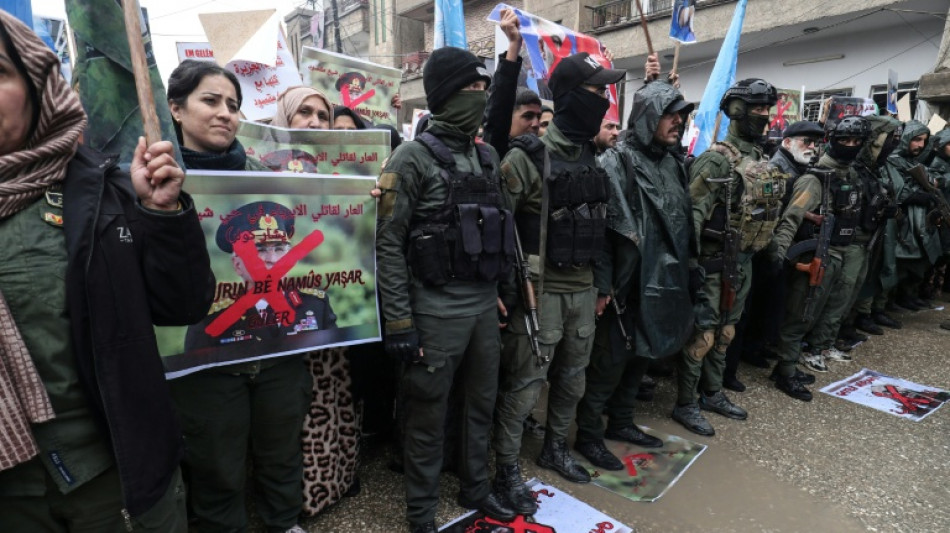 Las fuerzas kurdas y el ej&eacute;rcito reportan nuevos combates en la ciudad siria de Alepo