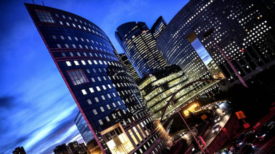 Le t&eacute;l&eacute;travail fait fondre les m&egrave;tres carr&eacute;s des si&egrave;ges sociaux des banques