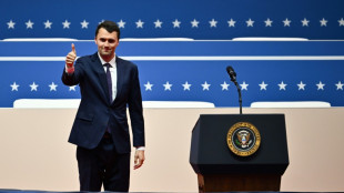 Activista de derecha Charlie Kirk muere tras ser herido de bala en EEUU