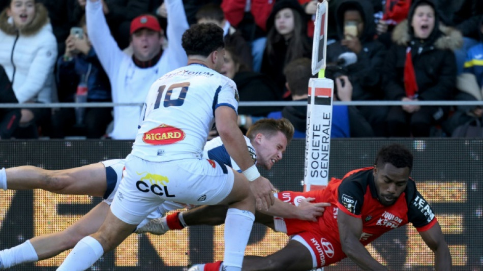 Tuicuvu double sends Toulon to Top 14 summit, Laporte makes contentious return