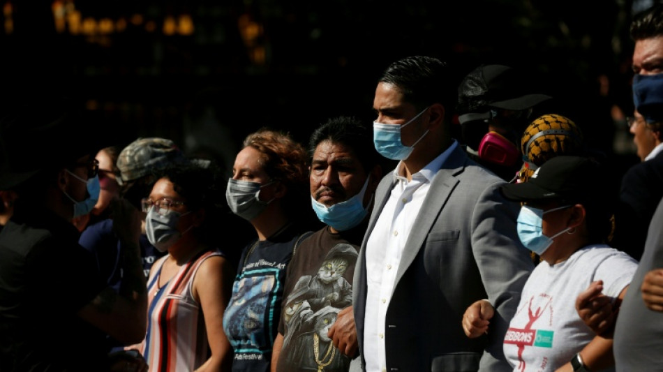 Belice firma un acuerdo para recibir a migrantes que piden asilo en EEUU