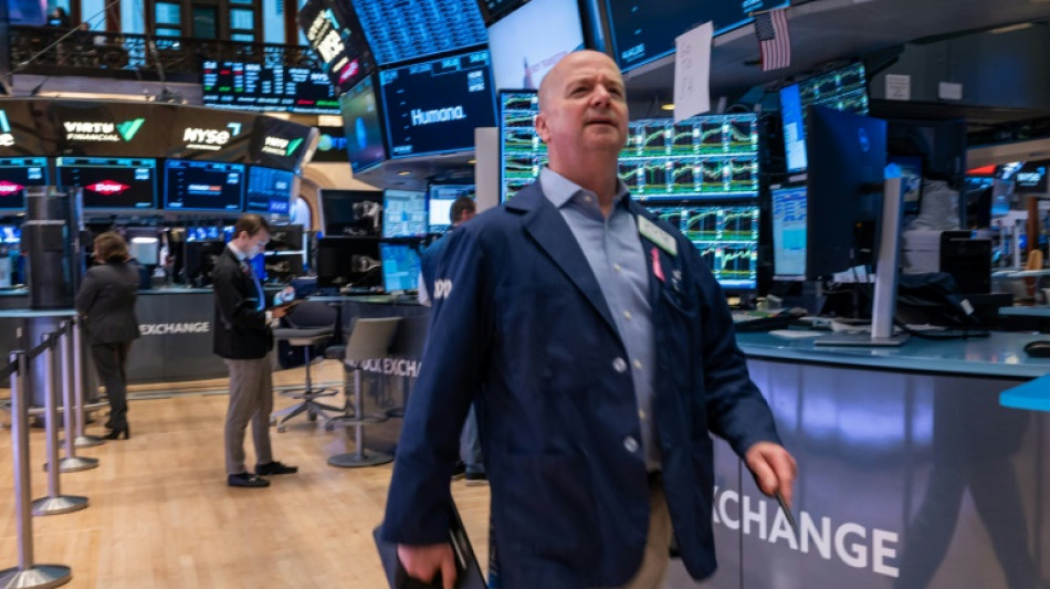 A Wall Street, le Nasdaq et le S&P 500 &agrave; des records, le Dow Jones en repli