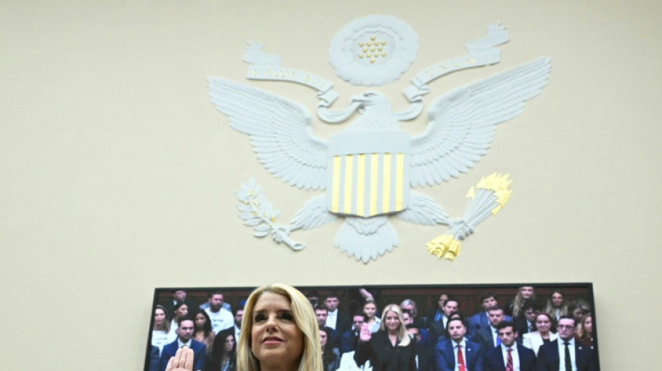 Au Congr&egrave;s am&eacute;ricain, les d&eacute;mocrates accusent la ministre de la Justice d'"&eacute;touffer" l'affaire Epstein