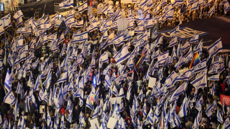 Zehntausende demonstrieren erneut gegen umstrittene Justizreform in Israel