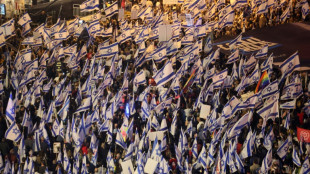 Zehntausende demonstrieren erneut gegen umstrittene Justizreform in Israel