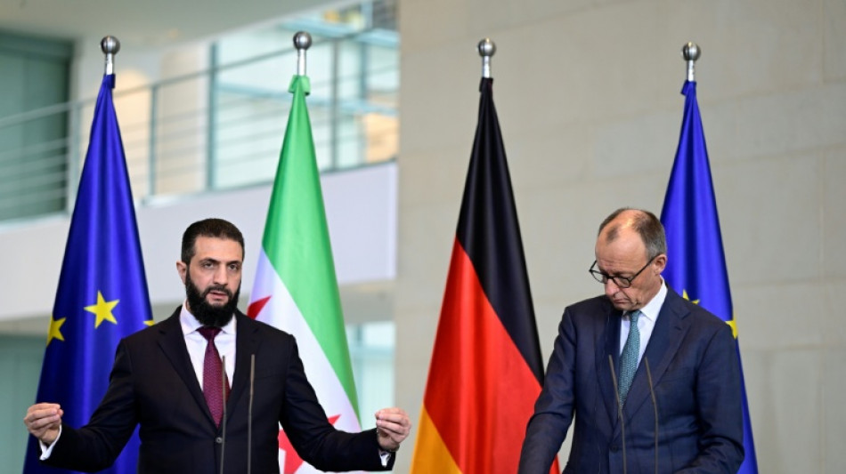 Alemanha pressiona por retorno de refugiados s&iacute;rios durante visita de Al-Sharaa