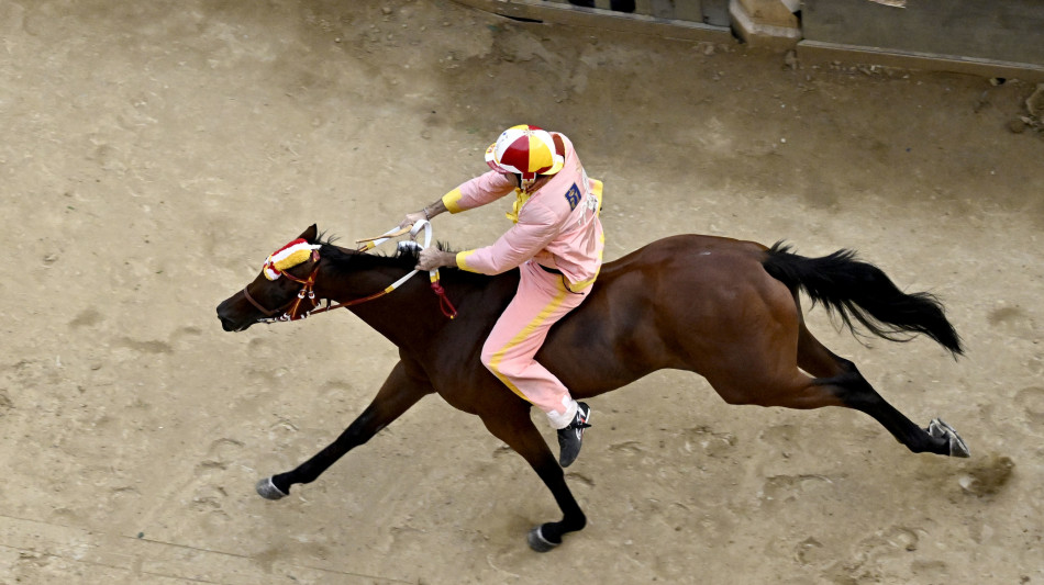 Palio di Siena, vince la contrada del Valdimontone