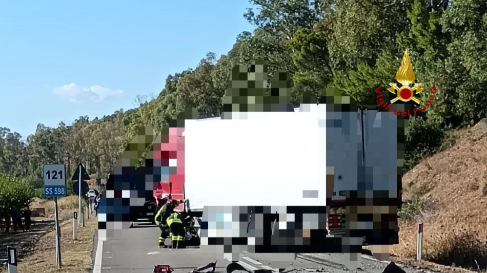 Incidente stradale nel Materano, quattro morti