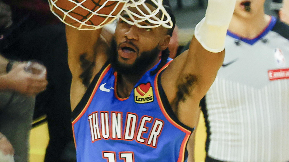 Nba: Oklahoma cade con Minnesota, Denver torna a vincere