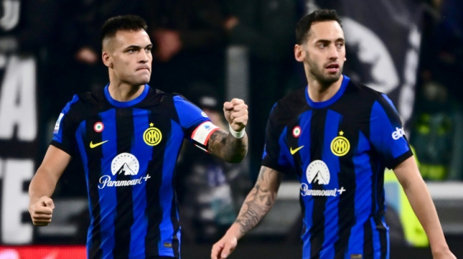 Red-hot Martinez maintains Inter's Serie A lead at Juve