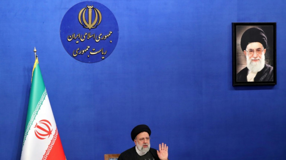 Iran: la mort du président Raïssi rebat les cartes de la succession du guide suprême