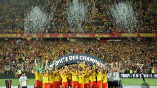 Troph&eacute;e des champions: premier accroc pour le PSG, surpris par Lens