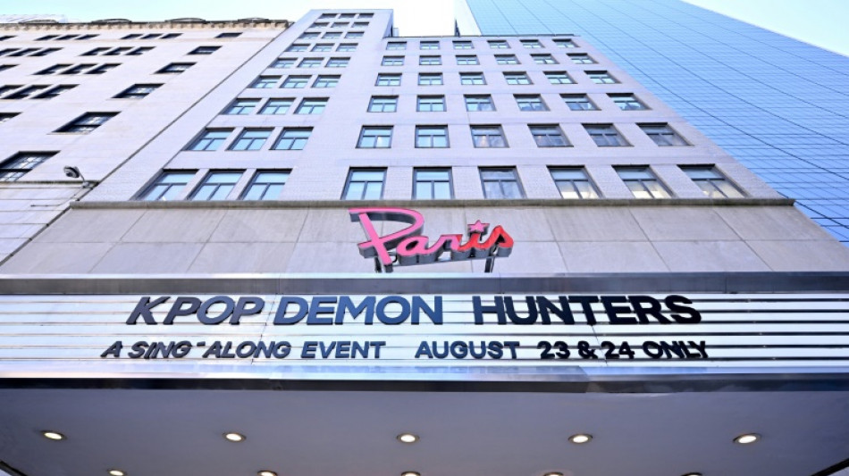 Netflix shares sink as quarterly profit misses mark