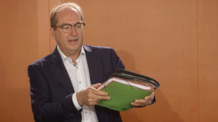 75 Jahre Verfassungsschutz: Dobrindt sagt St&auml;rkung des Inlandsgeheimdiensts zu