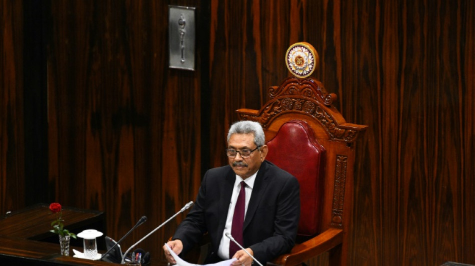 Sri Lankas Pr&auml;sident auf dem Weg nach Singapur