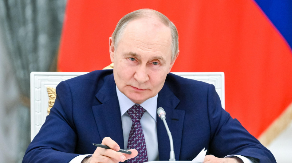 Cremlino, 'Trump deluso? Chieda a Kiev di negoziare'