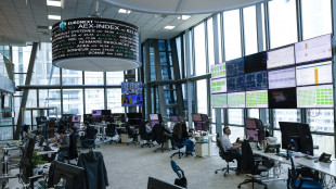 Borsa: l'Europa sale con Wall Street, Milano +0,8%