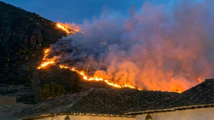 Waldbrand in Kolumbien bedroht bei Touristen beliebte Andenstadt Villa de Leyva