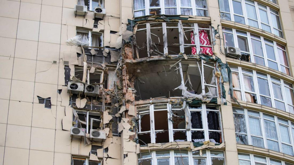 Kiev: 'Attacco russo con droni sulla capitale, un morto'