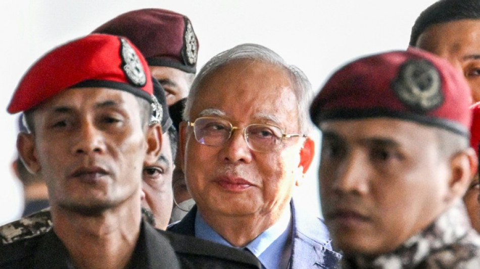 Affaire 1MDB en Malaisie: l'ex-Premier ministre Najib Razak plaide pour la r&eacute;sidence surveill&eacute;e