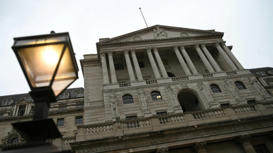 La Banque d'Angleterre pr&eacute;voit une nouvelle hausse de taux muscl&eacute;e face &agrave; l'inflation