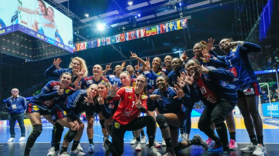 Hand/Mondial-2023: les Bleues sur leur lanc&eacute;e dans le dernier carr&eacute;?