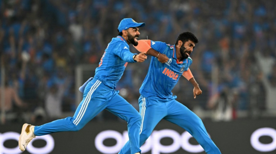 Australia wobble in pursuit of World Cup final victory