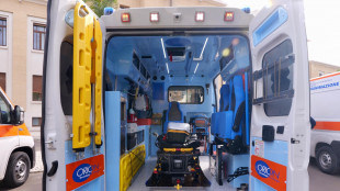 Cade dal cestello della gru, morto un operaio a Torino