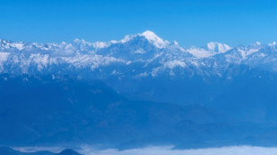 Himalaya: les op&eacute;rations de sauvetage reprennent pour retrouver l'alpiniste disparue