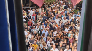 Oltre mille in piazza a Piombino sfilano con gli operai Magona