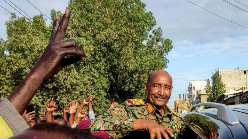 Soudan: le chef de l'arm&eacute;e retrouve son quartier g&eacute;n&eacute;ral &agrave; Khartoum 