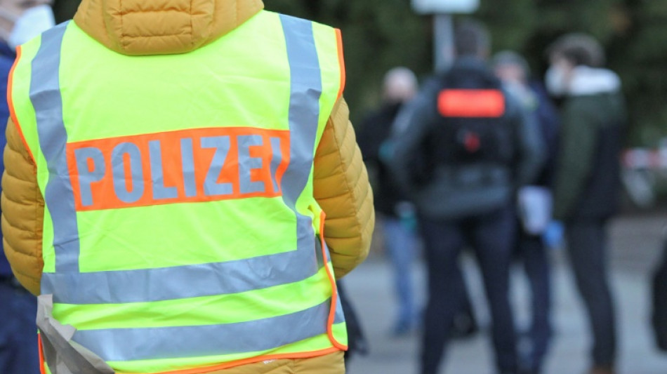 Brandanschlag auf B&uuml;rgeramt in Berlin - Schriftz&uuml;ge mit "Nahost-Bezug" entdeckt
