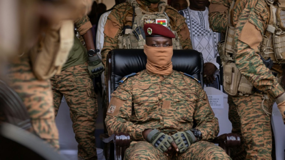 Le Burkina Faso s'indigne &agrave; son tour de propos d'Emmanuel Macron sur l'Afrique