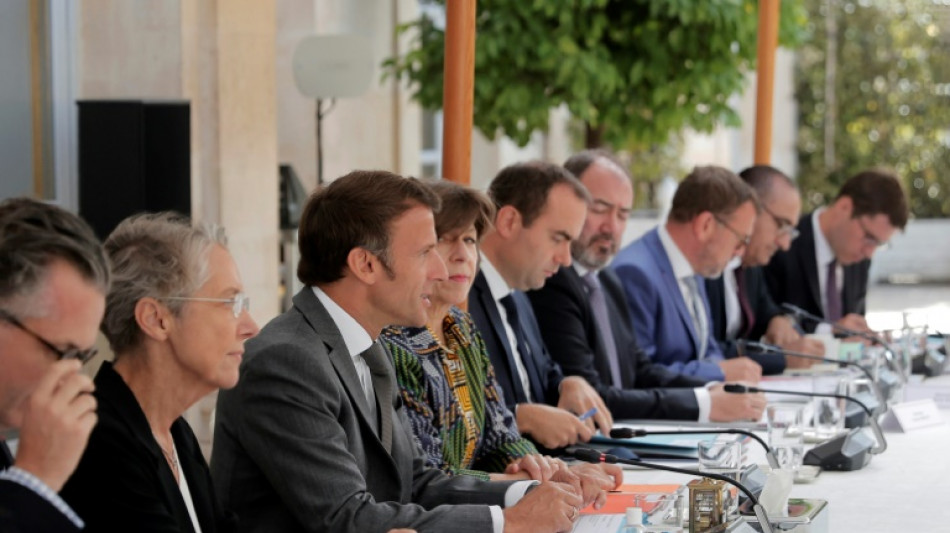 Macron replace l'Etat au plus pr&egrave;s des JO de Paris