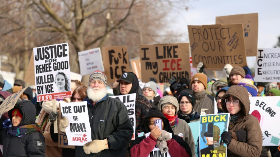 Miles protestan en EEUU por muerte de mujer a manos del ICE