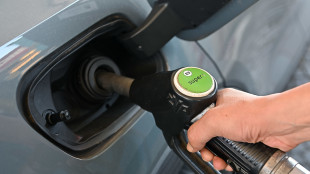Mimit, prezzi dei carburanti in rialzo, benzina self a 2,039 euro