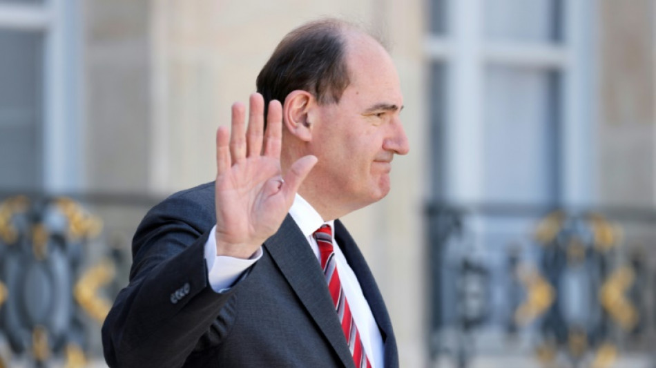 Remaniement: Castex s'appr&ecirc;te &agrave; passer la main "sans remords, ni regrets"