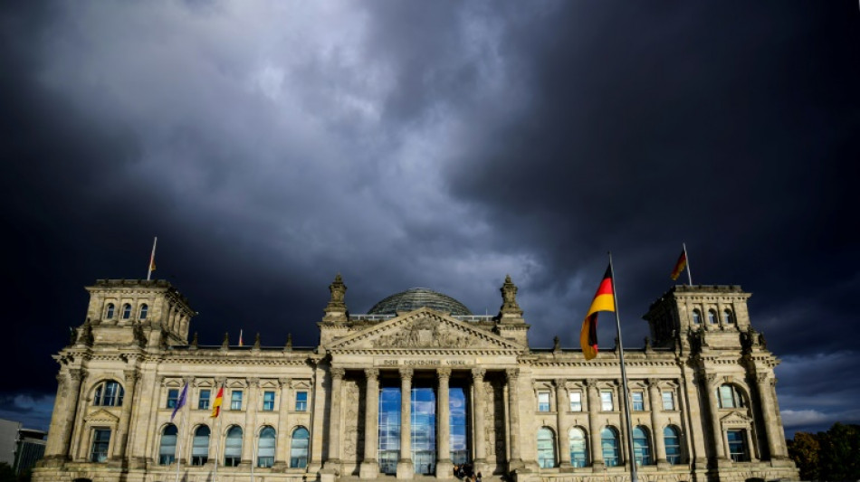 Breite Kritik an K&uuml;rzungen bei Bundeszentrale f&uuml;r politische Bildung