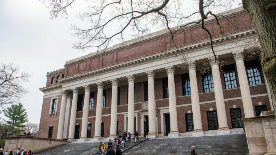 Trump essaie à nouveau de faire plier Harvard